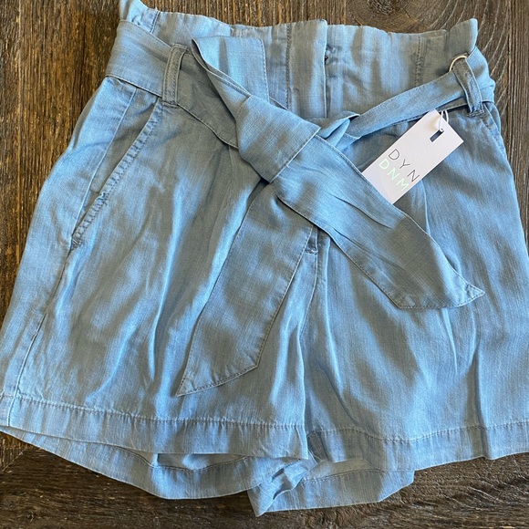 NWT Dynamite Paperbag belted short ✨ - Picture 5 of 7